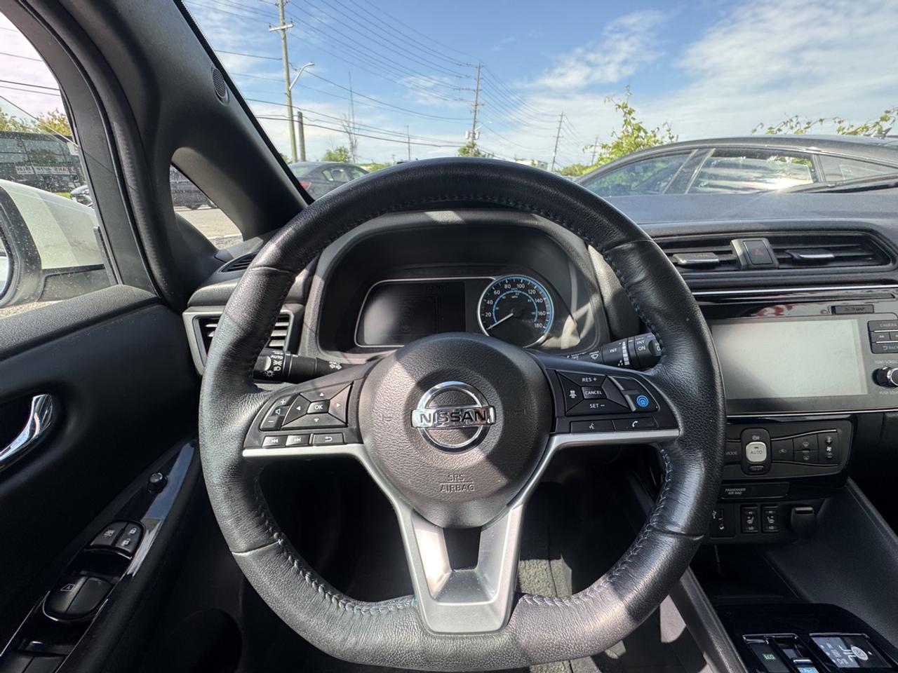2018 Nissan Leaf SV Photo