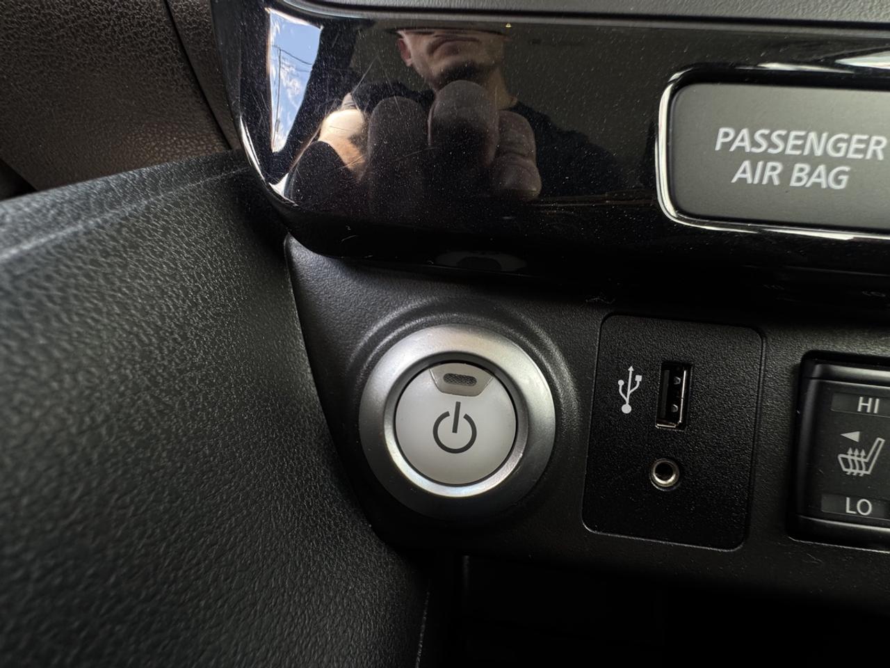2018 Nissan Leaf SV Photo