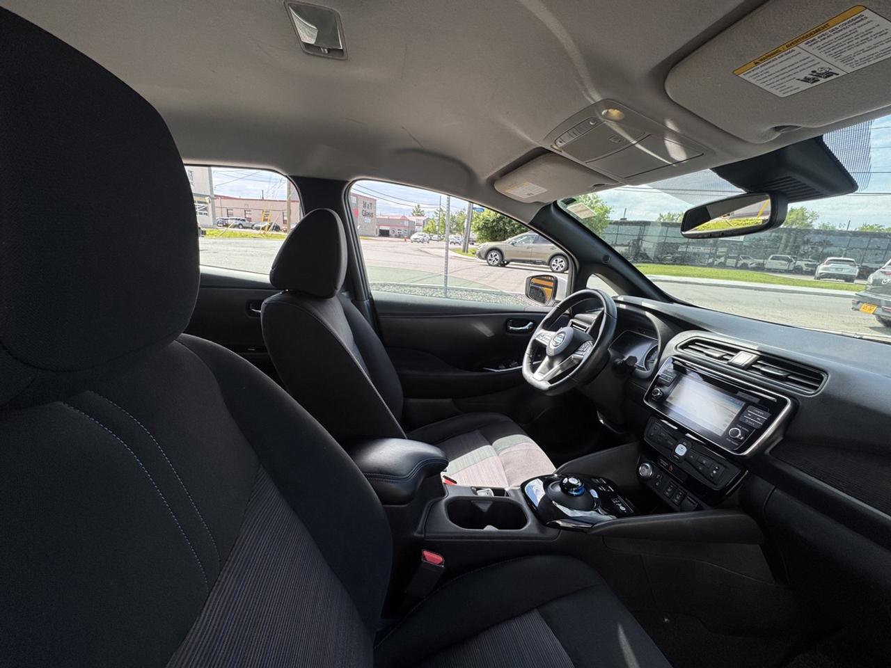 2018 Nissan Leaf SV Photo