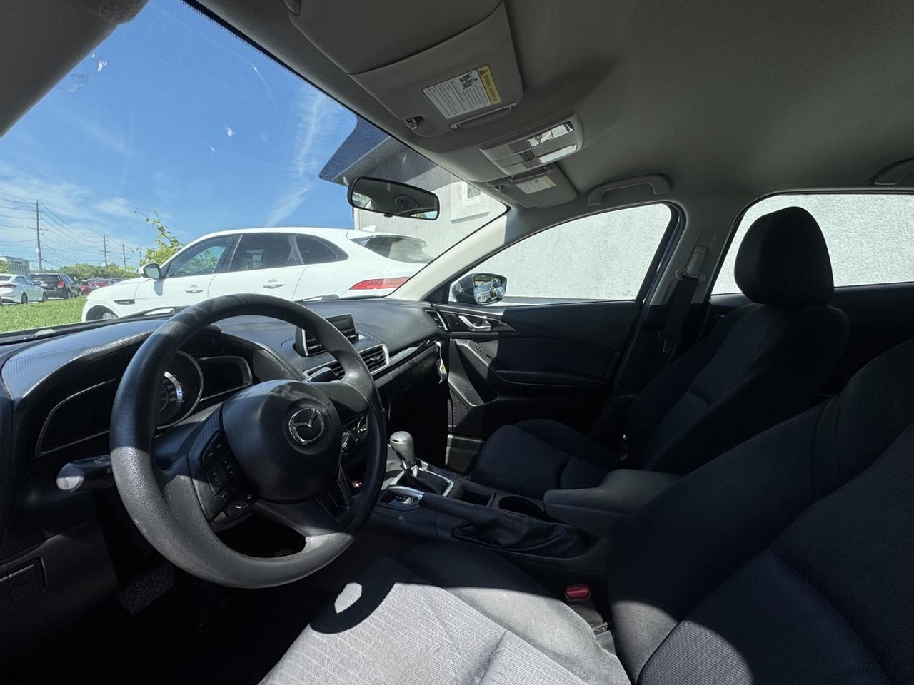 2015 Mazda MAZDA3 I Sport Photo