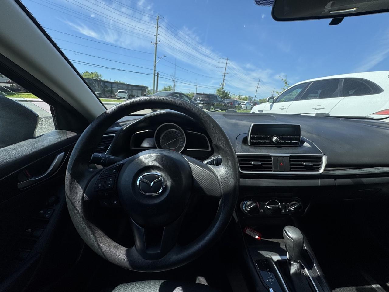2015 Mazda MAZDA3 I Sport Photo