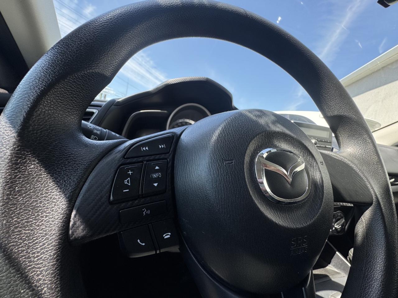 2015 Mazda MAZDA3 I Sport Photo
