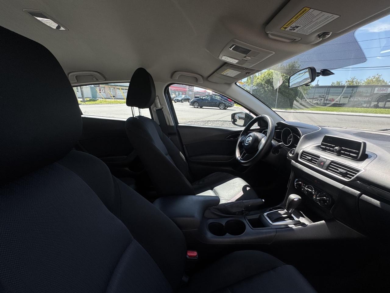 2015 Mazda MAZDA3 I Sport Photo