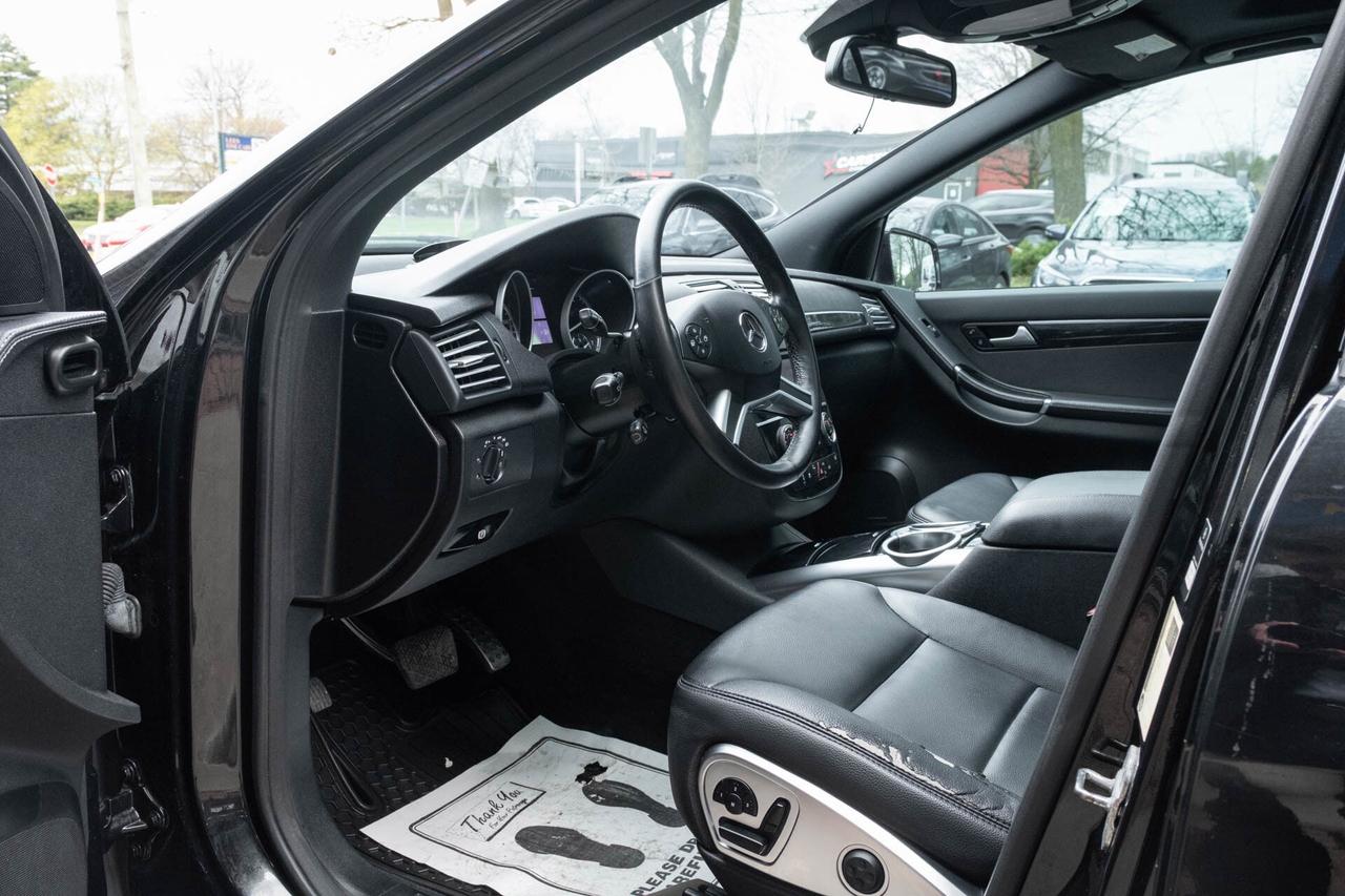 2012 Mercedes-Benz R-Class R350 4MATIC w/ 3rd Row Photo