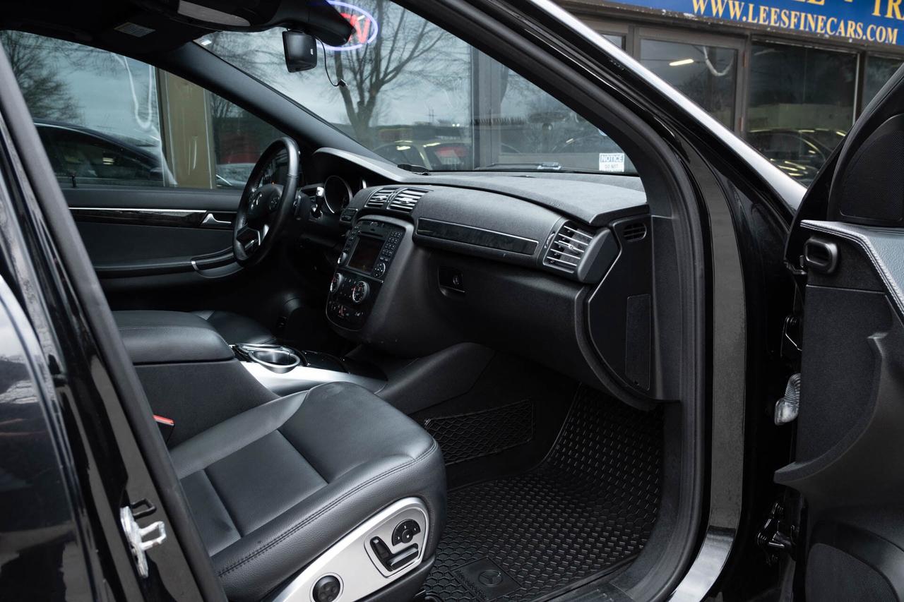 2012 Mercedes-Benz R-Class R350 4MATIC w/ 3rd Row Photo
