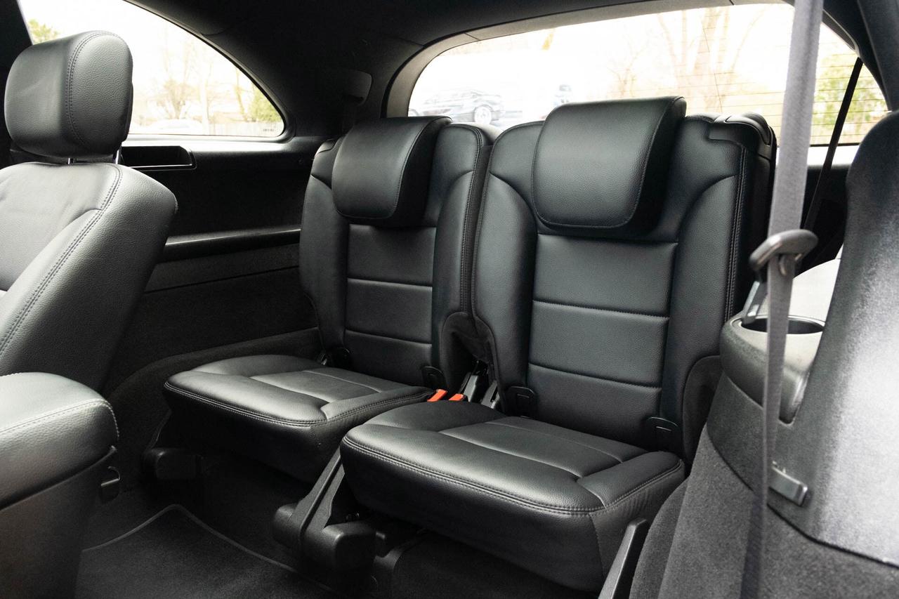 2012 Mercedes-Benz R-Class R350 4MATIC w/ 3rd Row Photo