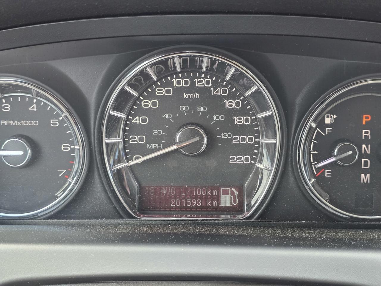 2010 Lincoln MKS  Photo