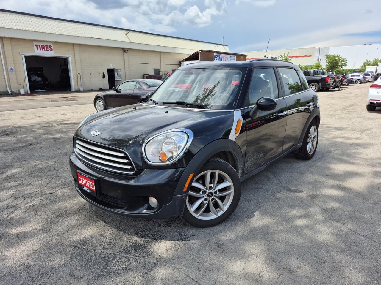 2014 MINI Countryman Base Photo0