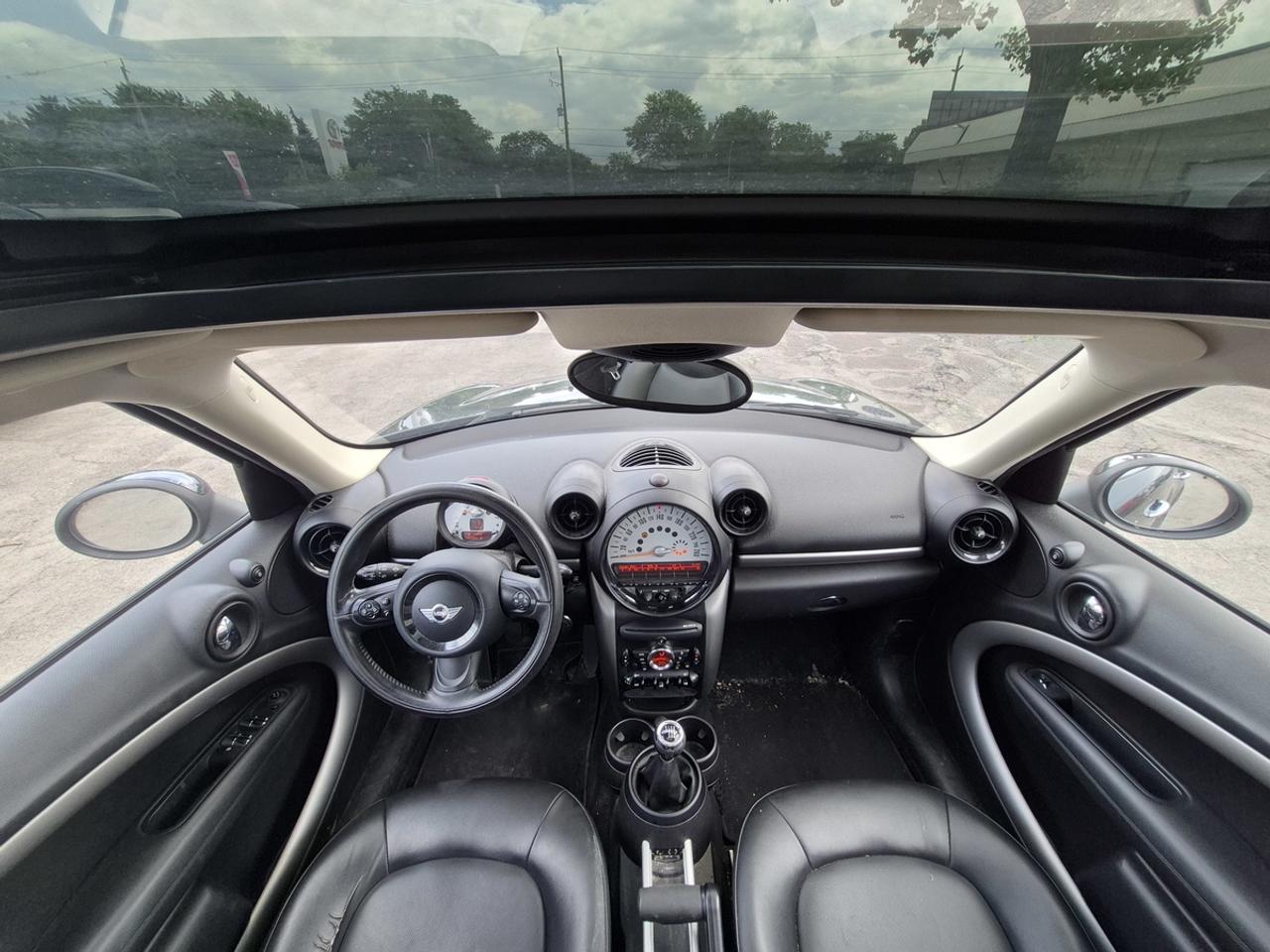 2014 MINI Countryman Base Photo