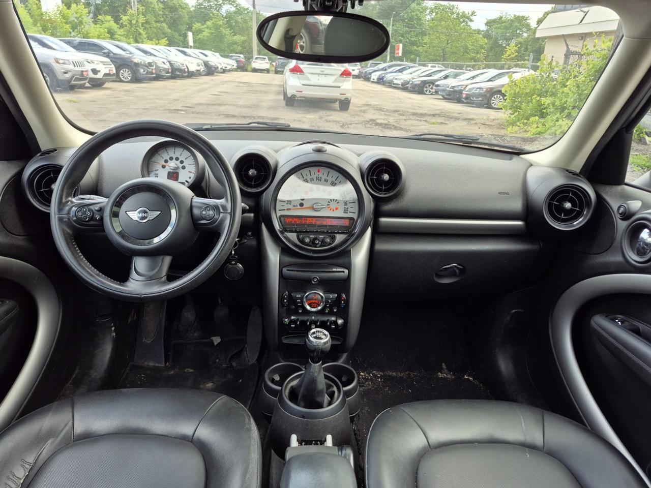 2014 MINI Countryman Base Photo