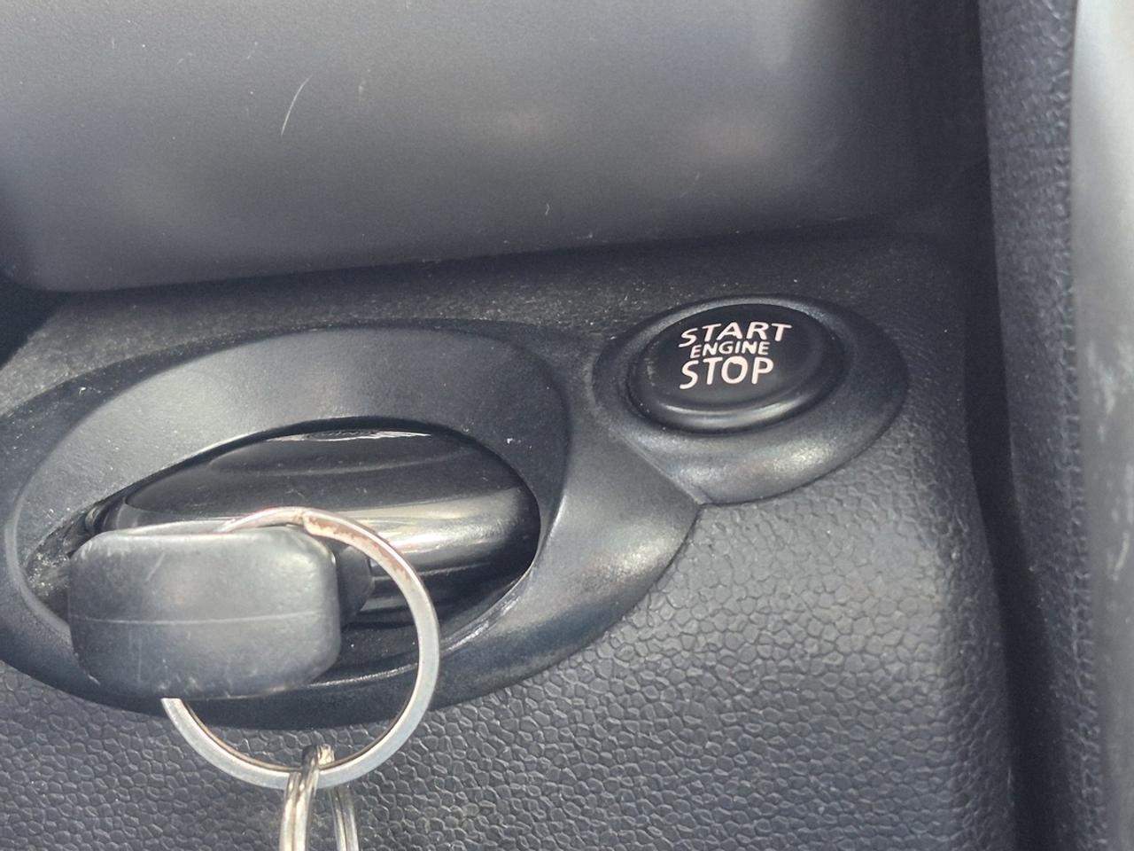 2014 MINI Countryman Base Photo