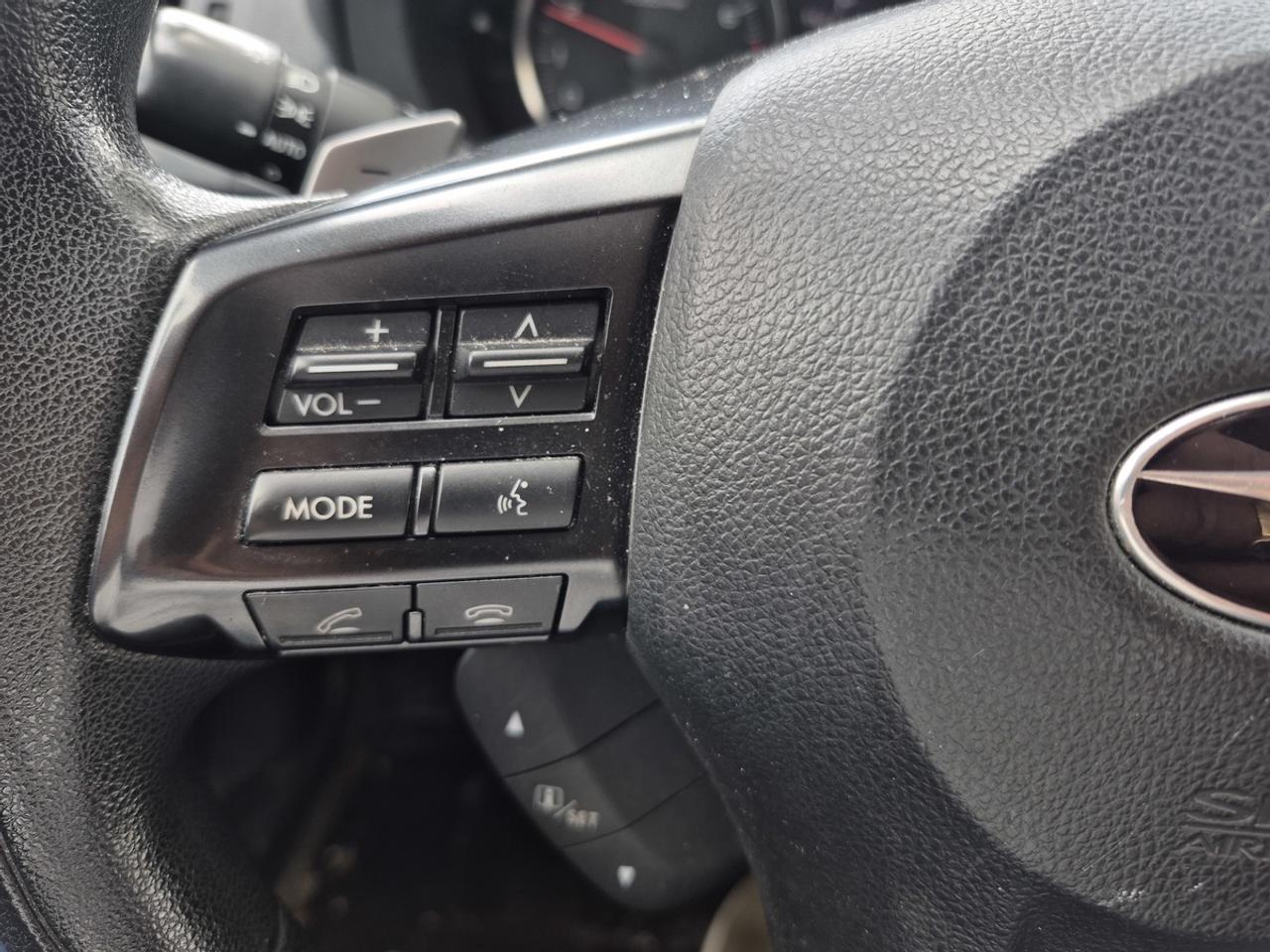 2013 Subaru XV Crosstrek Limited Photo