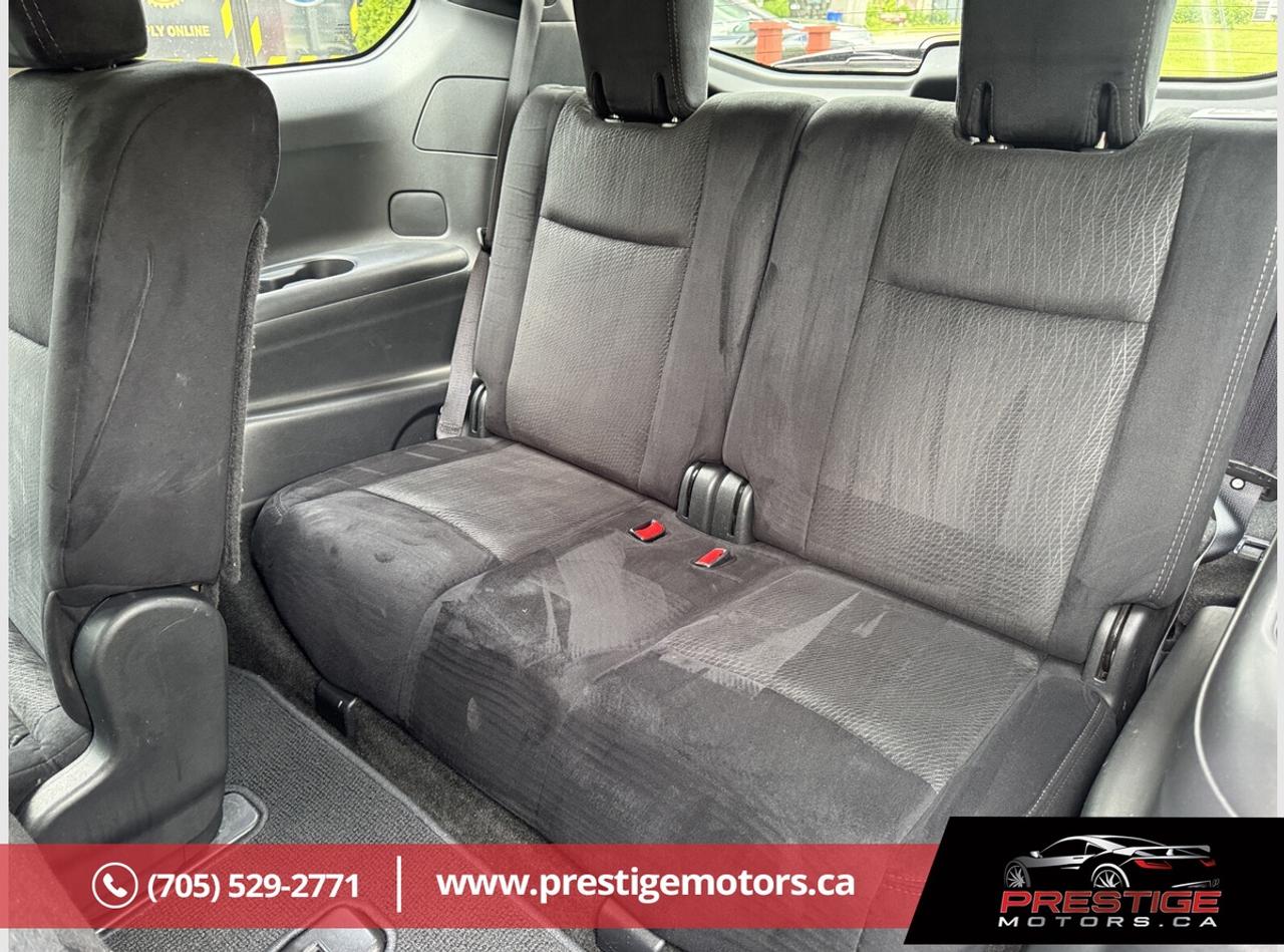 2015 Nissan Pathfinder SL Photo