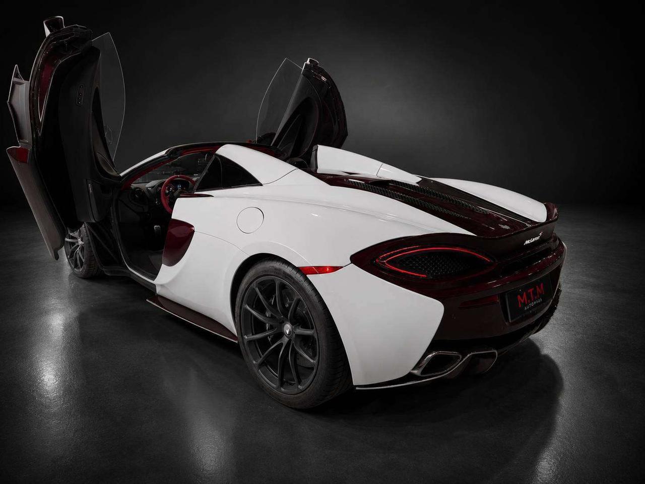 2019 McLaren 570S 1 OF 5 Limited CANADA COMMISION Photo