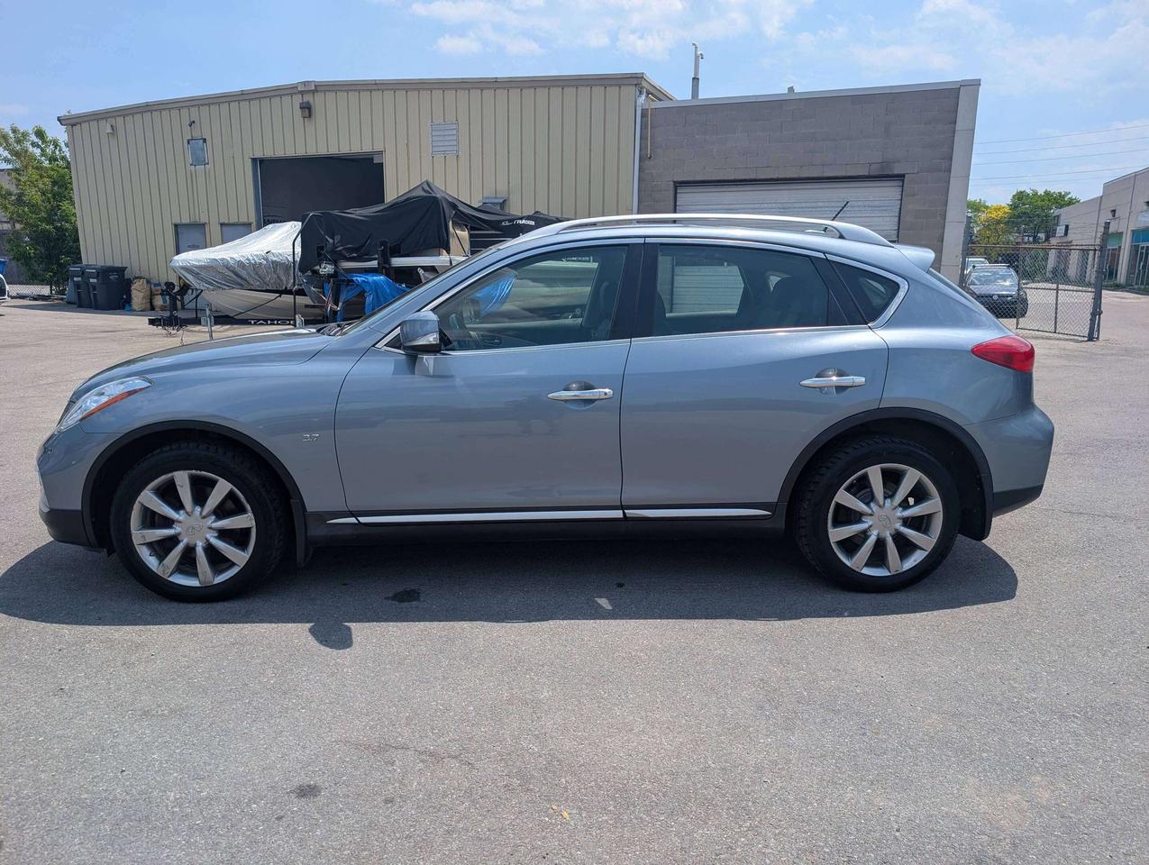 2017 Infiniti QX50 Premium Sunroof  BACKUP CAMERA AWD Photo