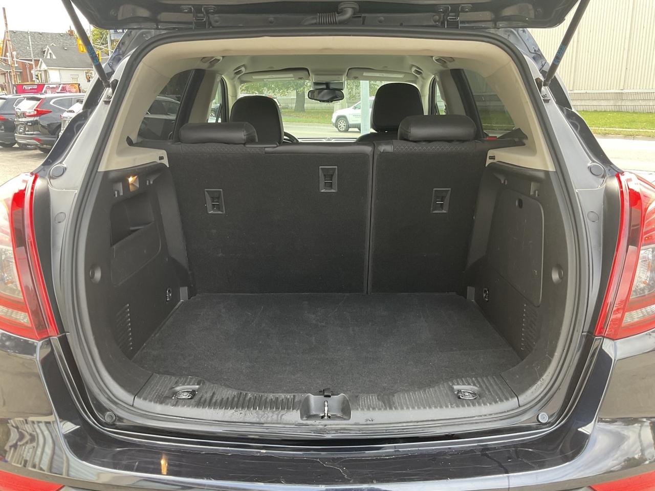 2022 Buick Encore Preferred AWD - CAR PLAY! BACK-UP CAM! BSM! Photo