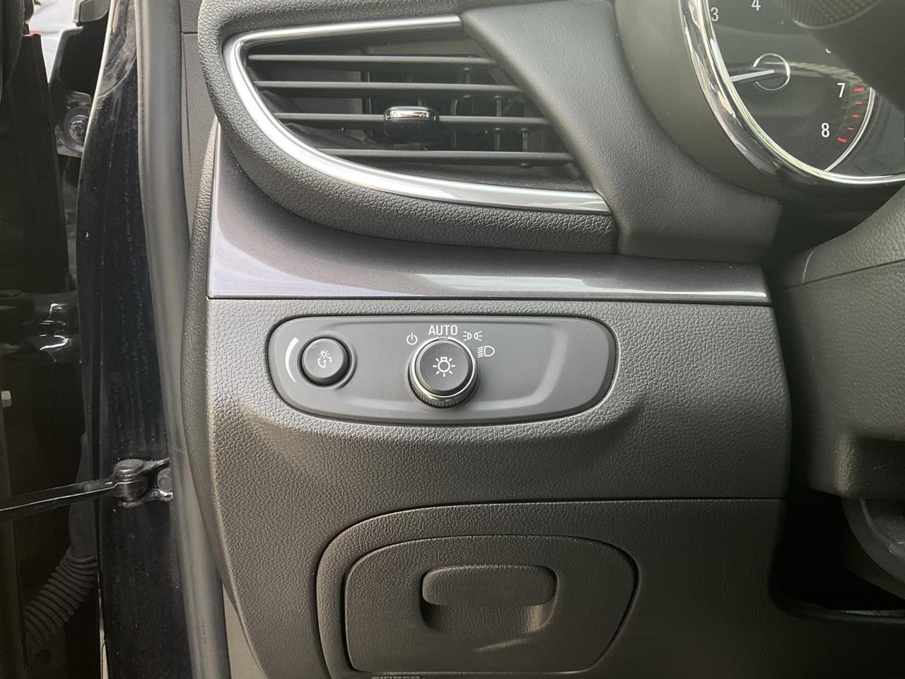 2022 Buick Encore Preferred AWD - CAR PLAY! BACK-UP CAM! BSM! Photo