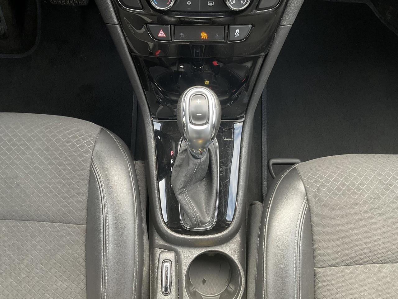 2022 Buick Encore Preferred AWD - CAR PLAY! BACK-UP CAM! BSM! Photo