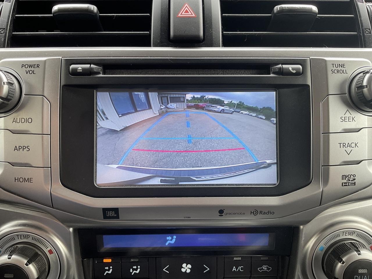 2014 Toyota 4Runner LIMITED 4WD - LEATHER! NAV! BACK-UP CAM! COOLED SE Photo