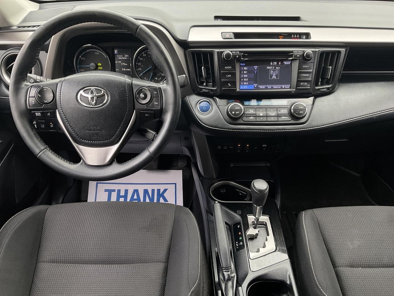 2018 Toyota RAV4 HYBRID XLE - BACK-UP CAM! BSM! SAFETY SENSE! SUNRO Photo