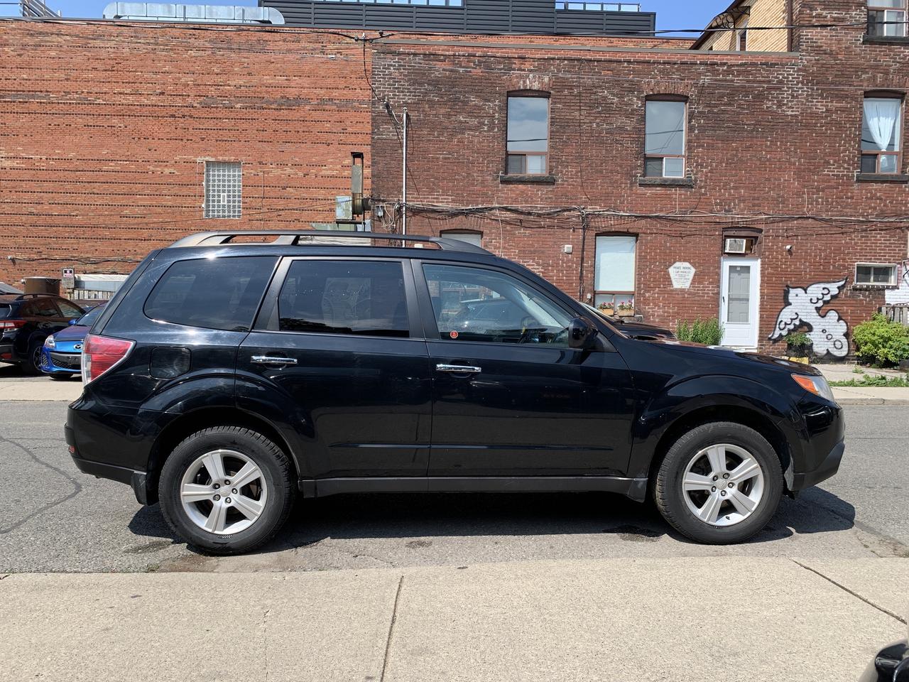 2009 Subaru Forester 4dr Auto X w-Premium Pkg Photo