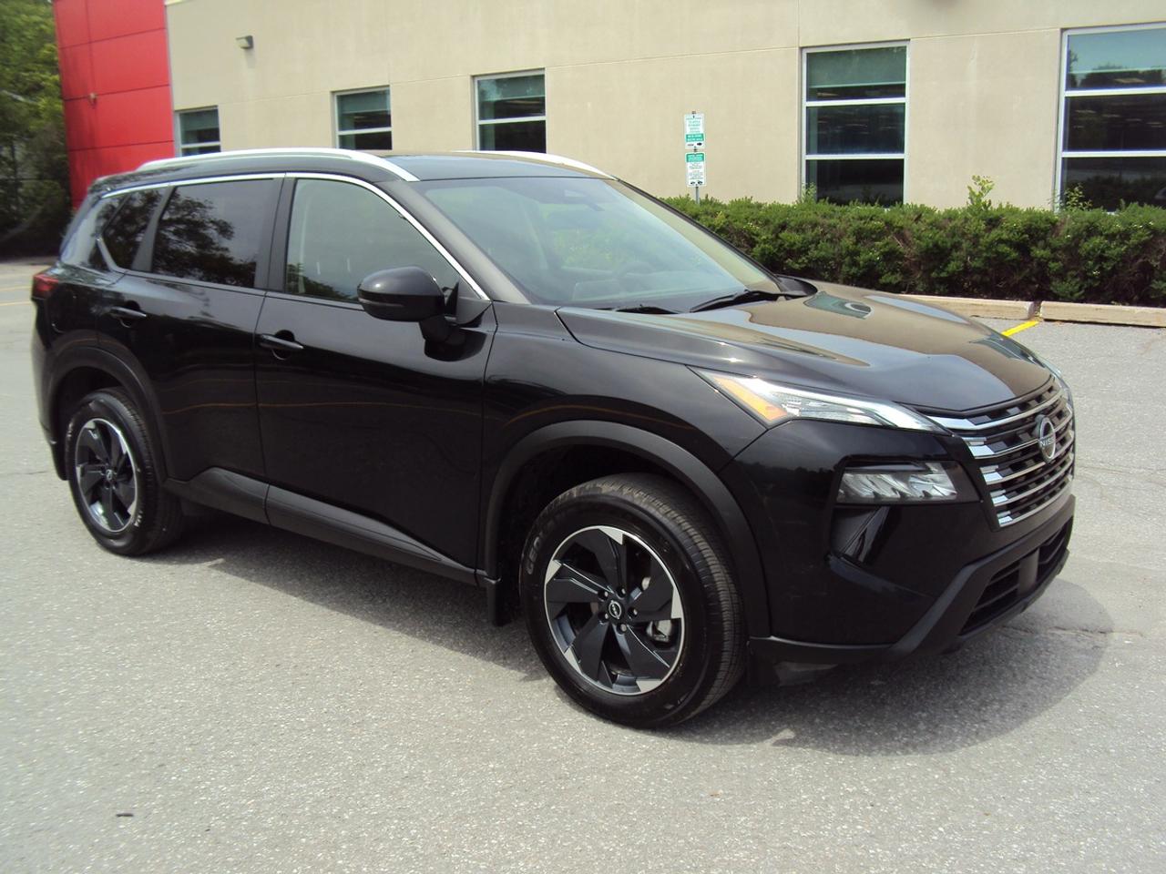 2024 Nissan Rogue SV Photo