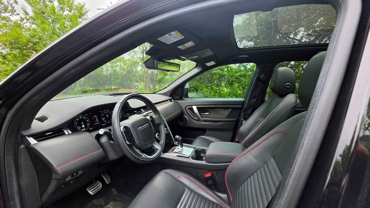 2020 Land Rover Discovery Sport R-Dynamic HSE P290 Photo
