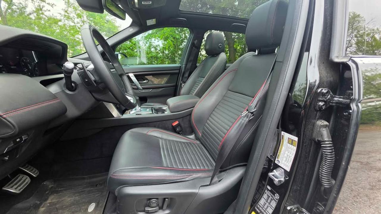 2020 Land Rover Discovery Sport R-Dynamic HSE P290 Photo