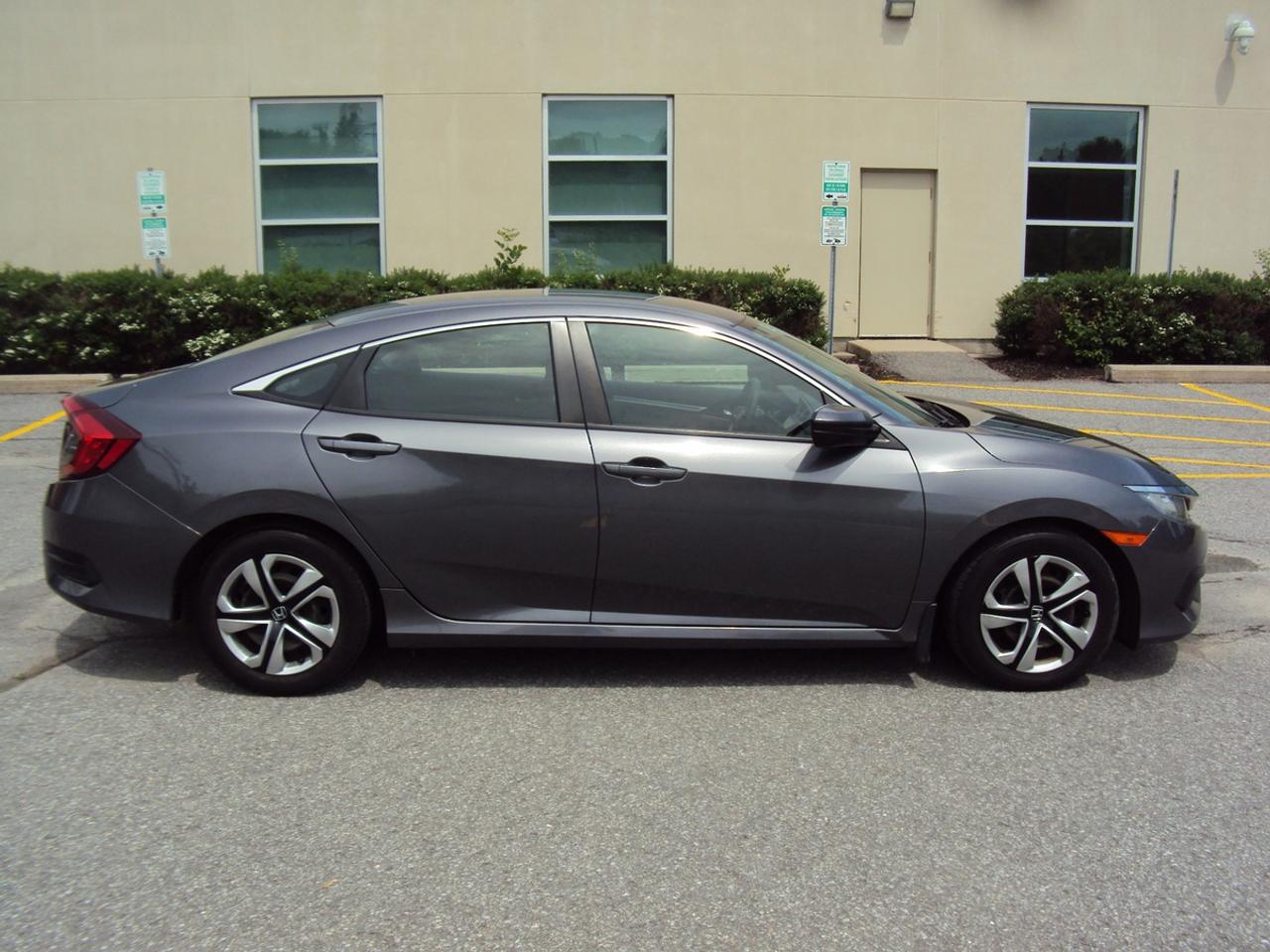 2017 Honda Civic LX Photo