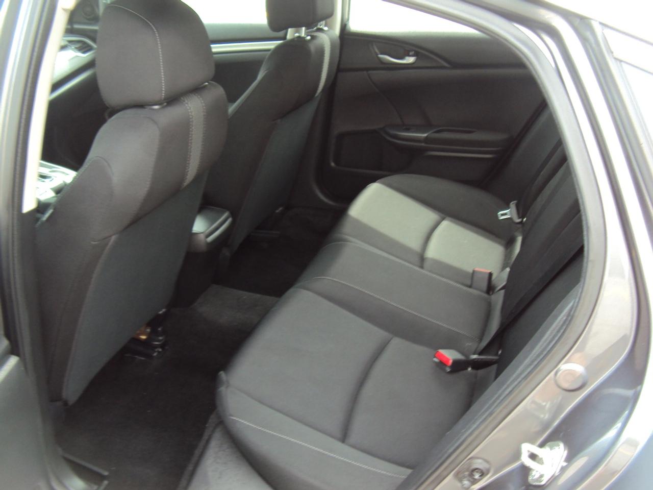 2017 Honda Civic LX Photo