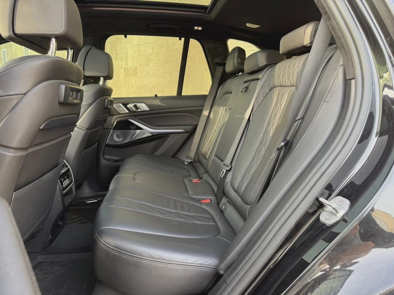 2020 BMW X5 M50i Photo