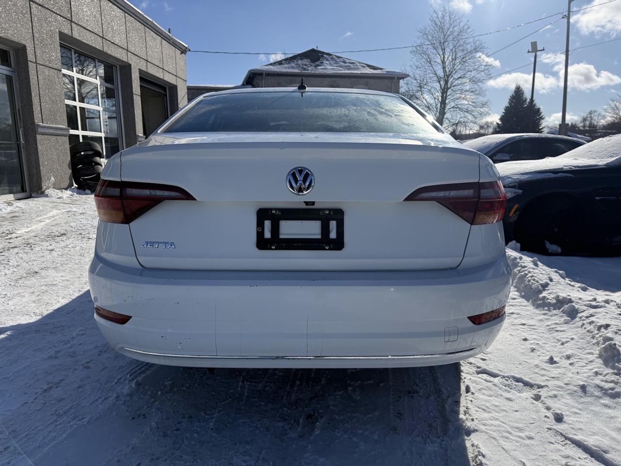 2019 Volkswagen Jetta SE Photo4