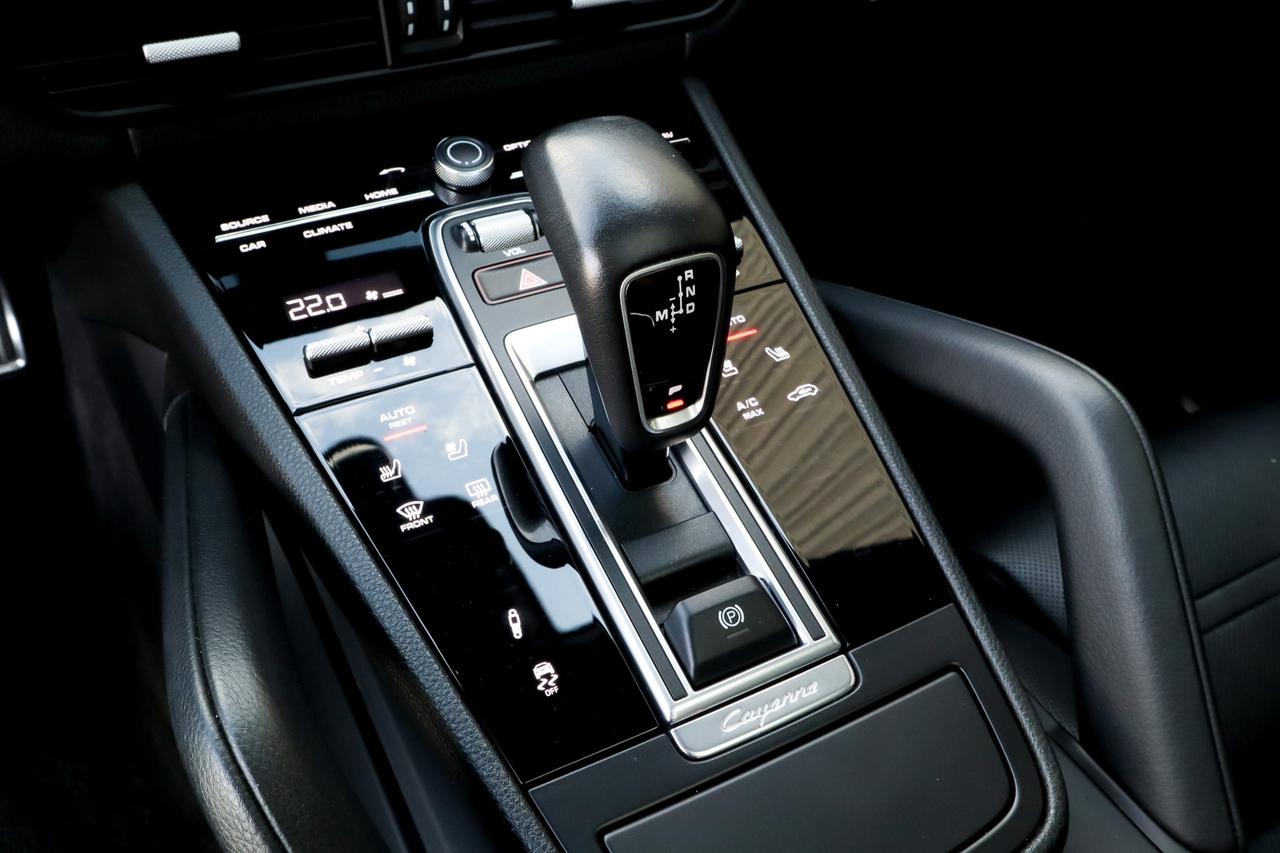 2020 Porsche Cayenne  Photo