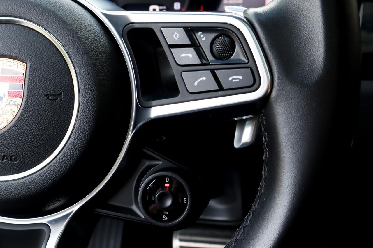 2020 Porsche Cayenne  Photo