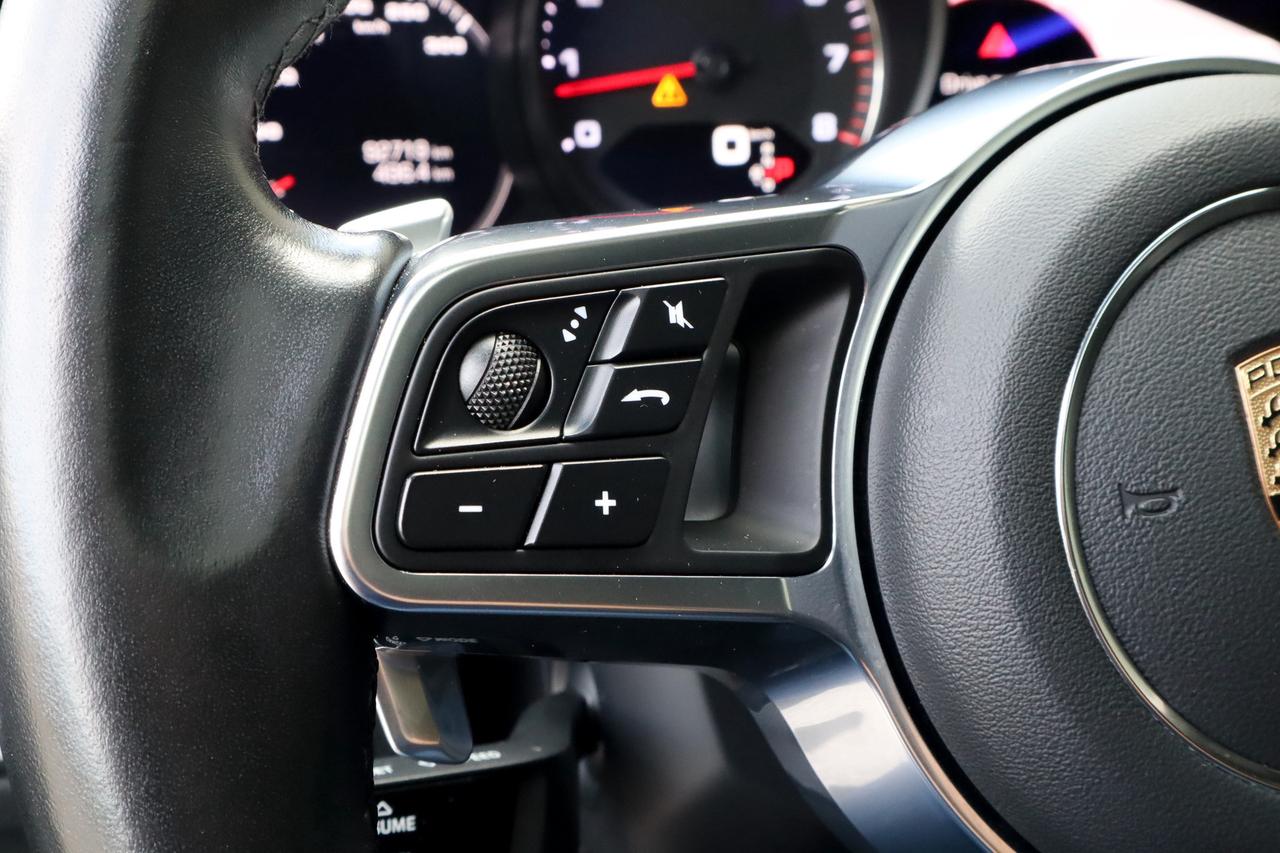 2020 Porsche Cayenne  Photo