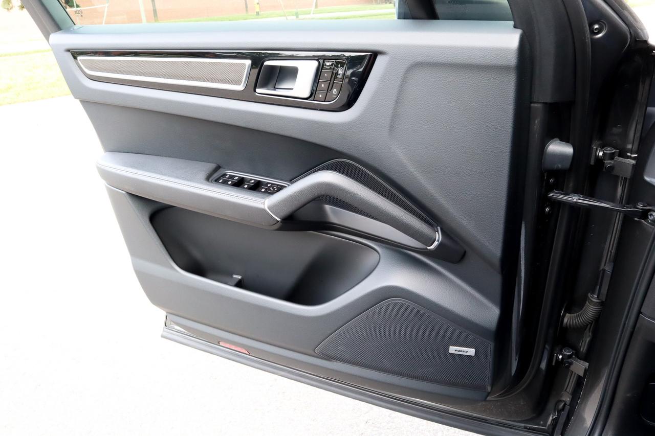 2020 Porsche Cayenne  Photo