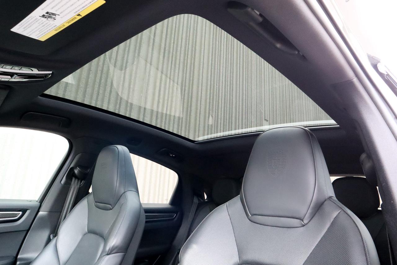 2020 Porsche Cayenne  Photo
