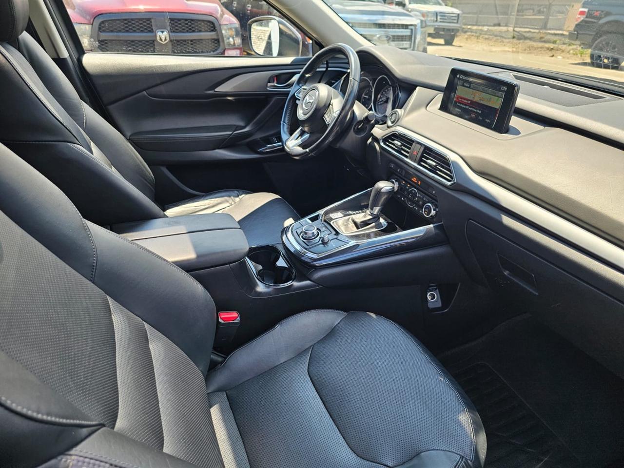 2017 Mazda CX-9 TOURING Photo
