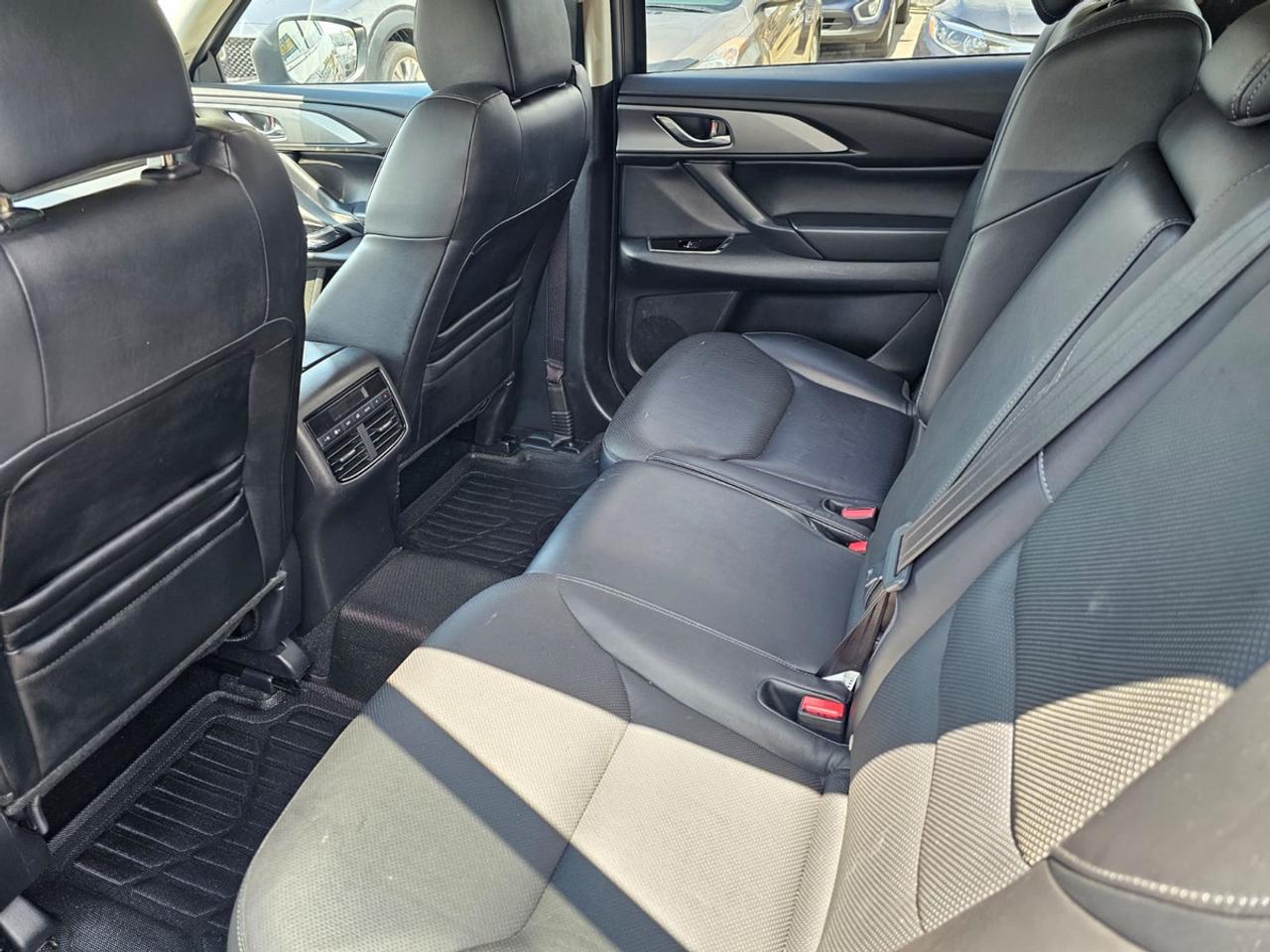 2017 Mazda CX-9 TOURING Photo