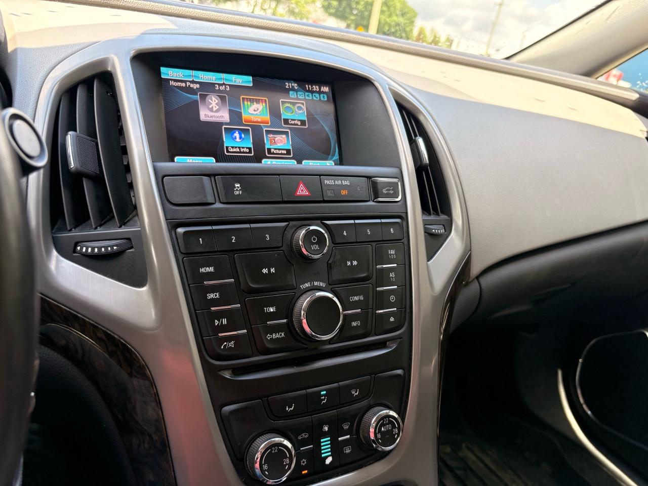 2013 Buick Verano 4dr Sdn Comfort Photo