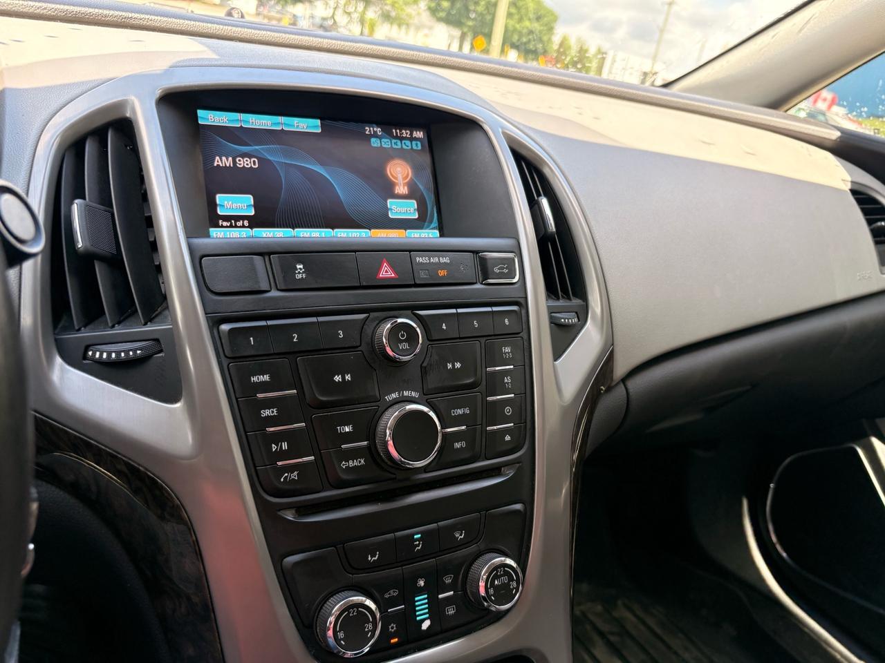 2013 Buick Verano 4dr Sdn Comfort Photo