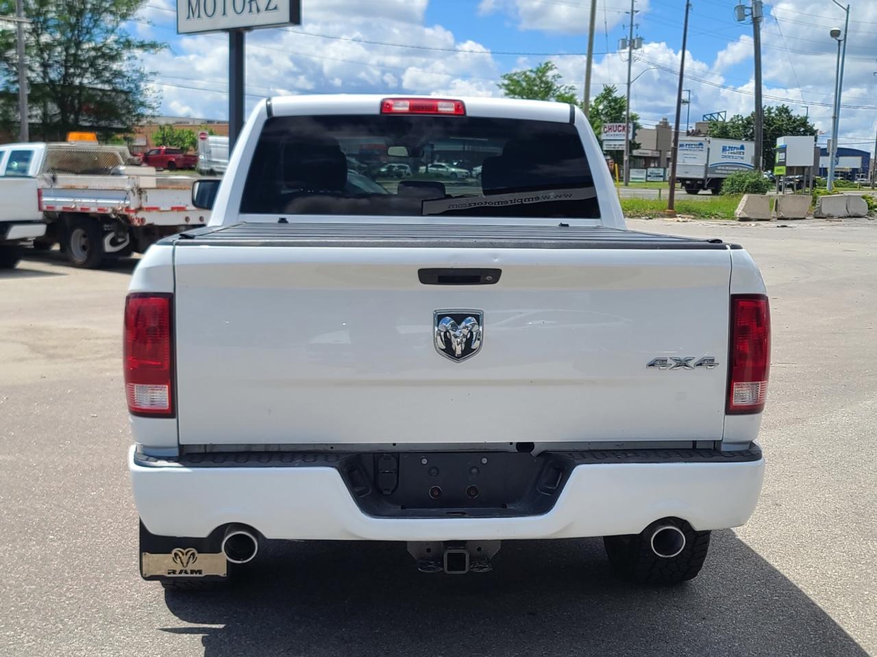 2017 RAM 1500 Express Photo