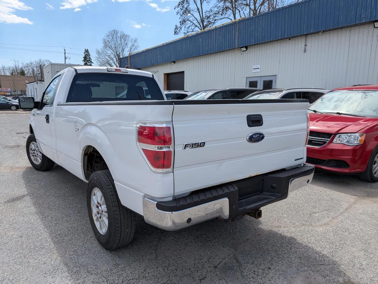 2014 Ford F-150 XLT REGULAR CAB LONG BED Photo