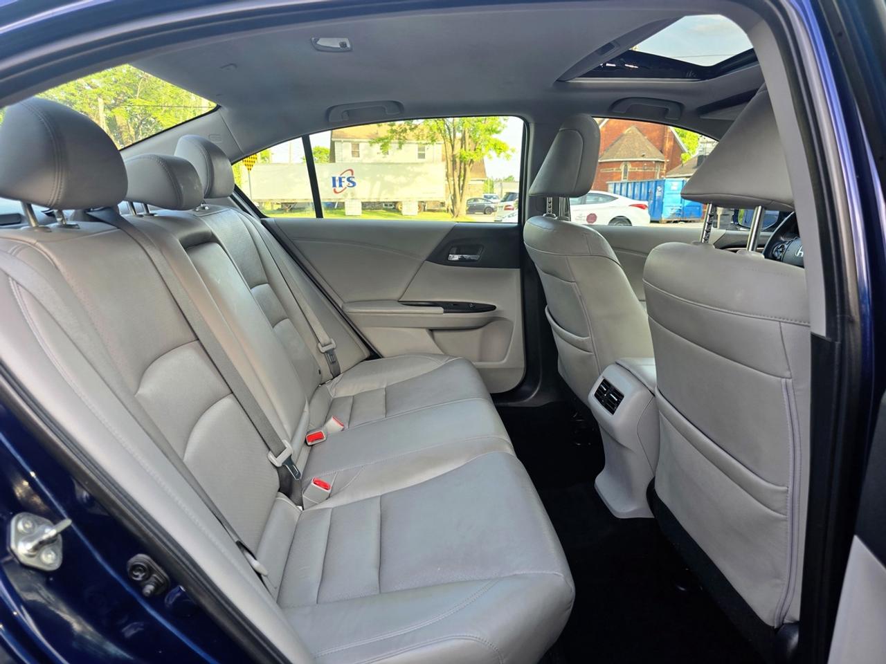 2016 Honda Accord EX-L | No Accidents! Photo