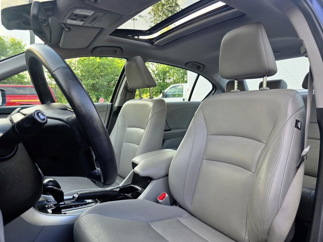 2016 Honda Accord EX-L | No Accidents! Photo