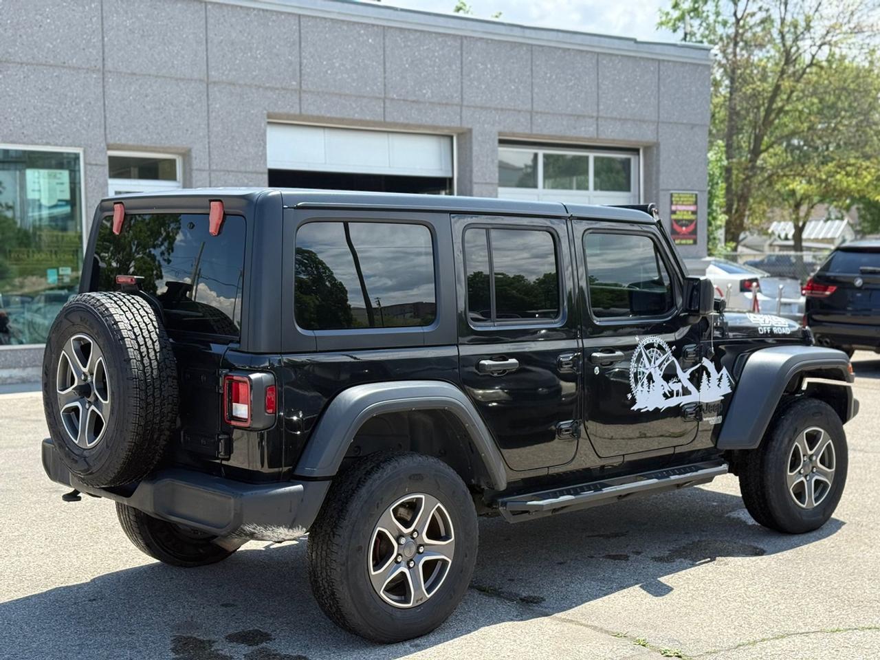 2021 Jeep Wrangler SPORT Photo