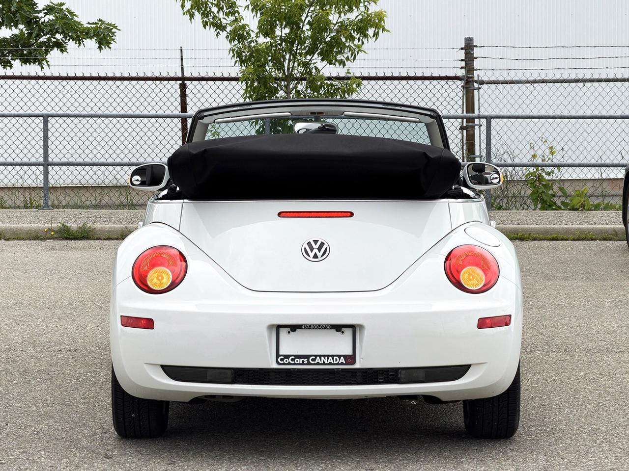 2010 Volkswagen New Beetle Comfortline Convertible Photo