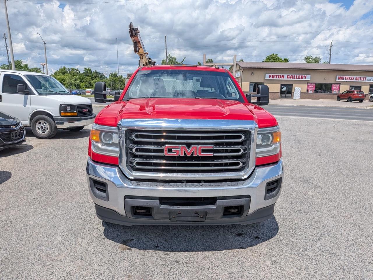 2018 GMC Sierra 3500HD crew cab-chassis bed Photo
