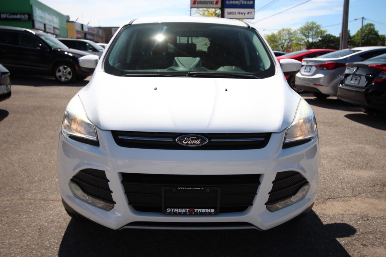 2013 Ford Escape SE - CLEAN CARFAX, NO ACCIDENTS Photo2