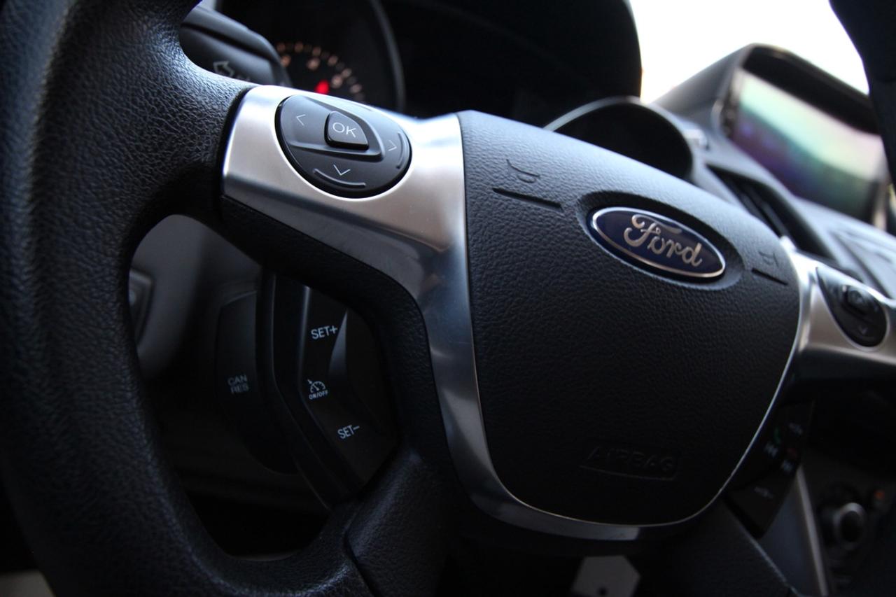 2013 Ford Escape SE - CLEAN CARFAX, NO ACCIDENTS Photo